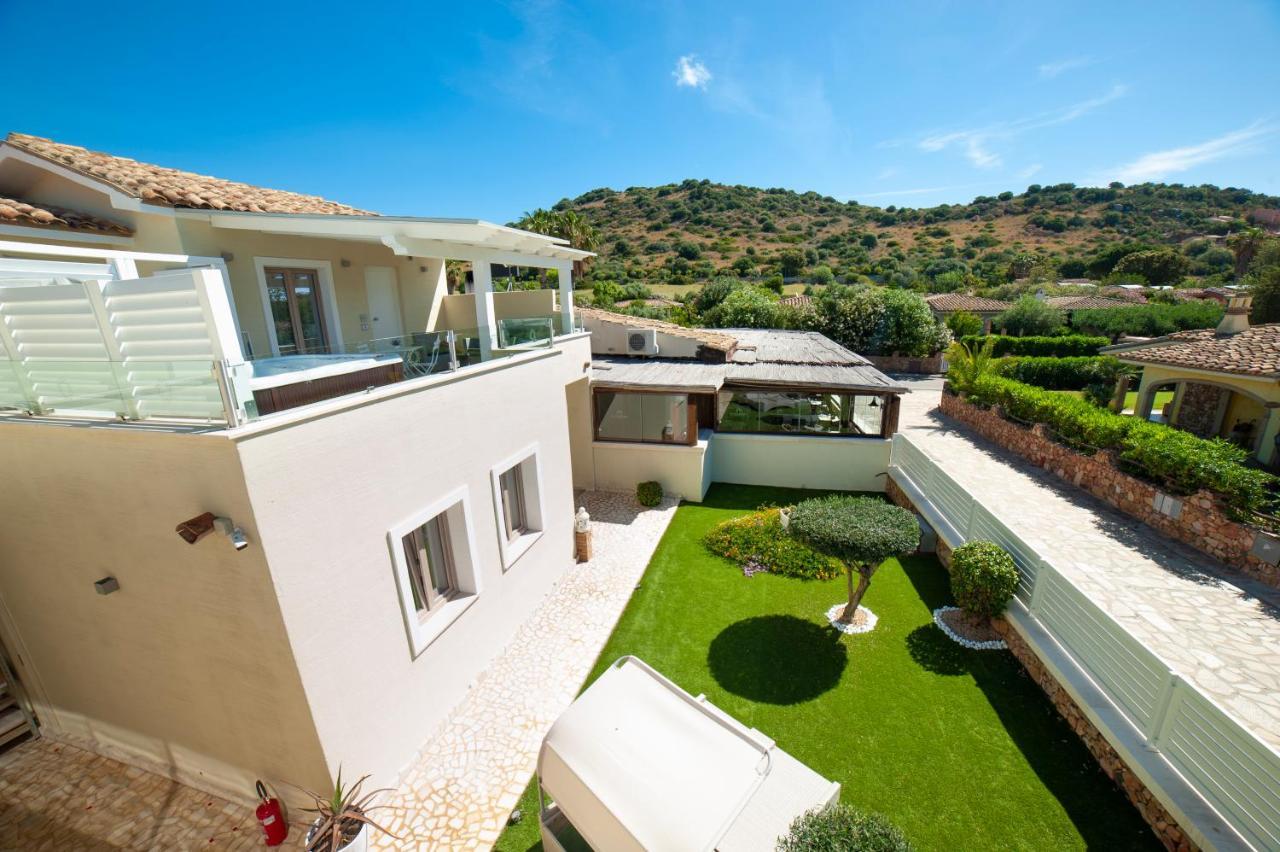 Suimi'S Hotel Villasimius Exterior foto