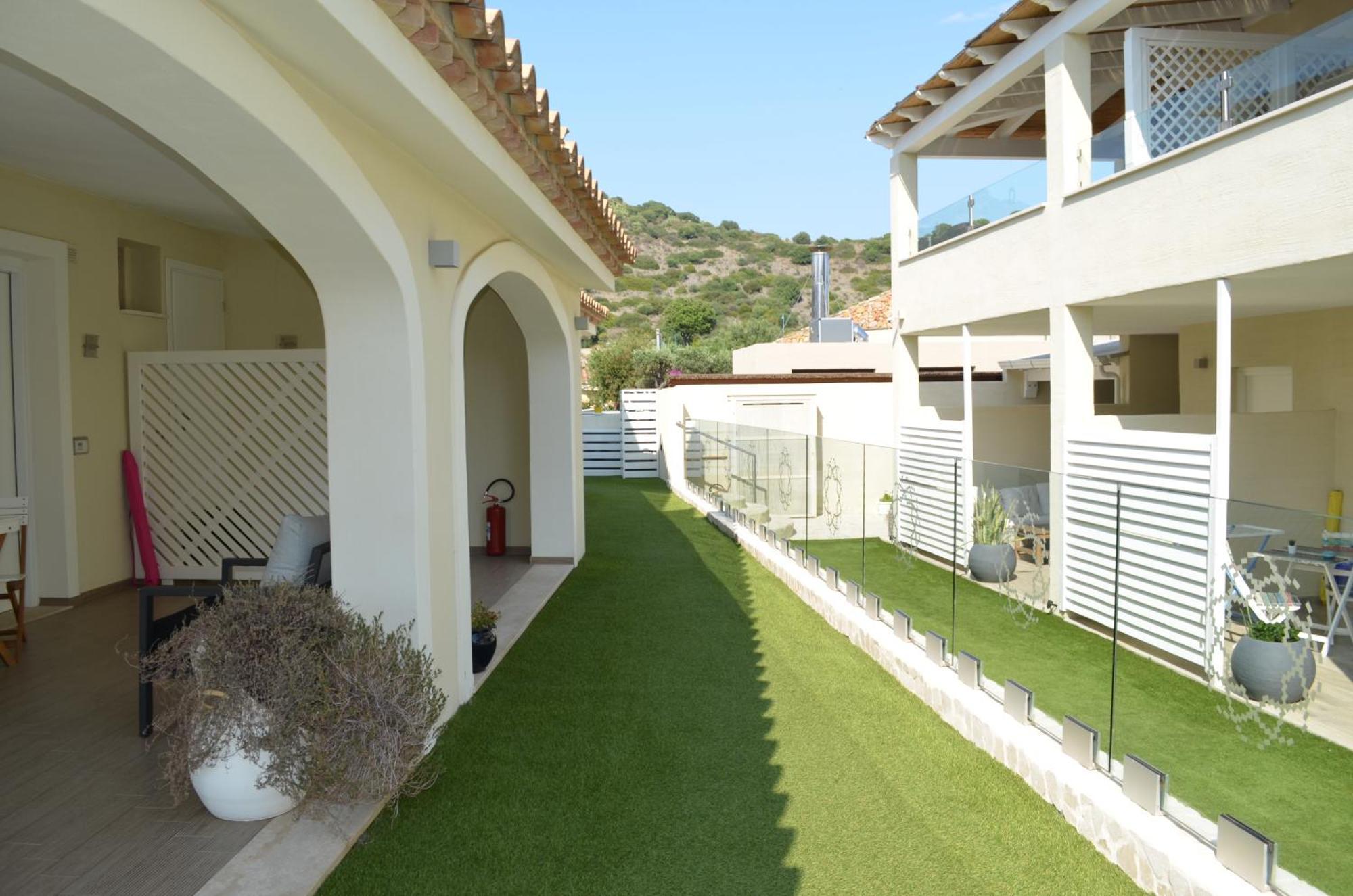 Suimi'S Hotel Villasimius Exterior foto